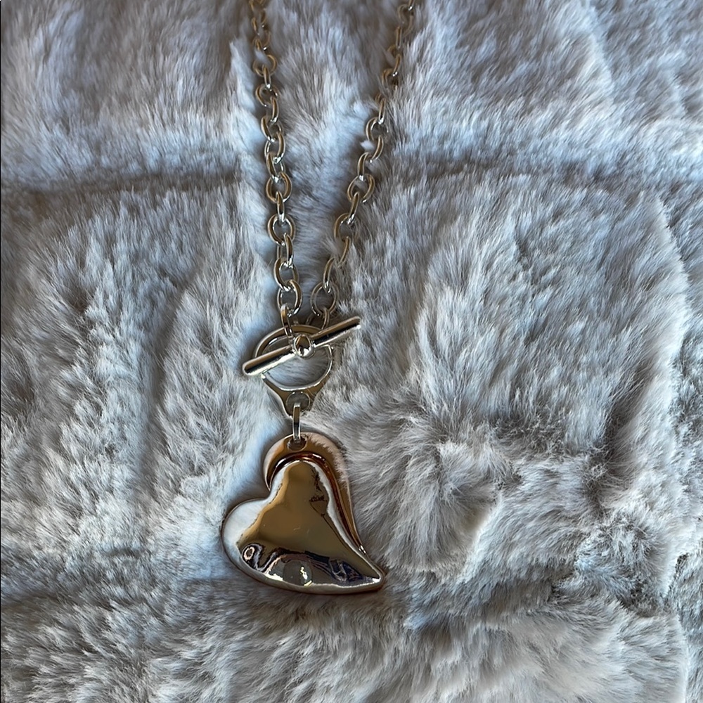 Silver Heart Pendant Necklace